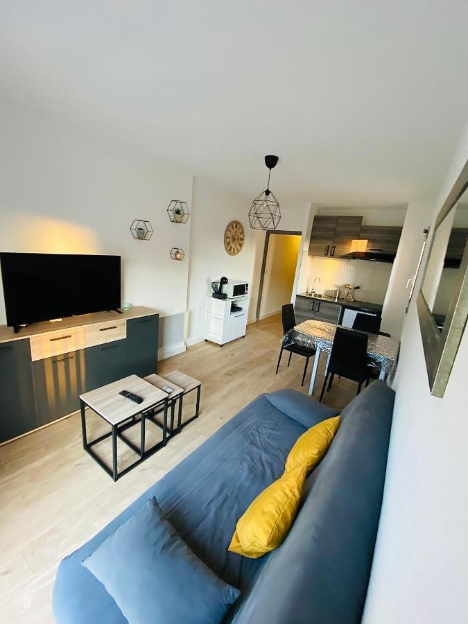 Appartement Au Port De Saint Cyprien المظهر الخارجي الصورة